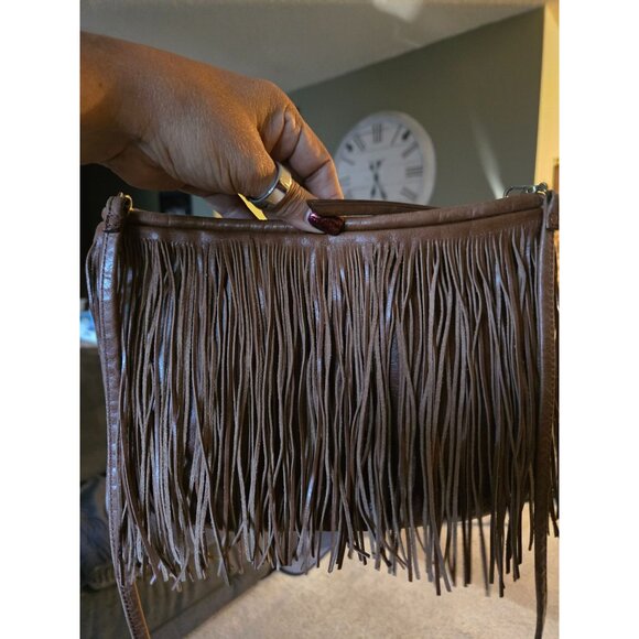 Hobo Brown Leather Fringe Crossbody Shoulder Bag With Adjustable Strap & Zipper - Picture 7 of 7